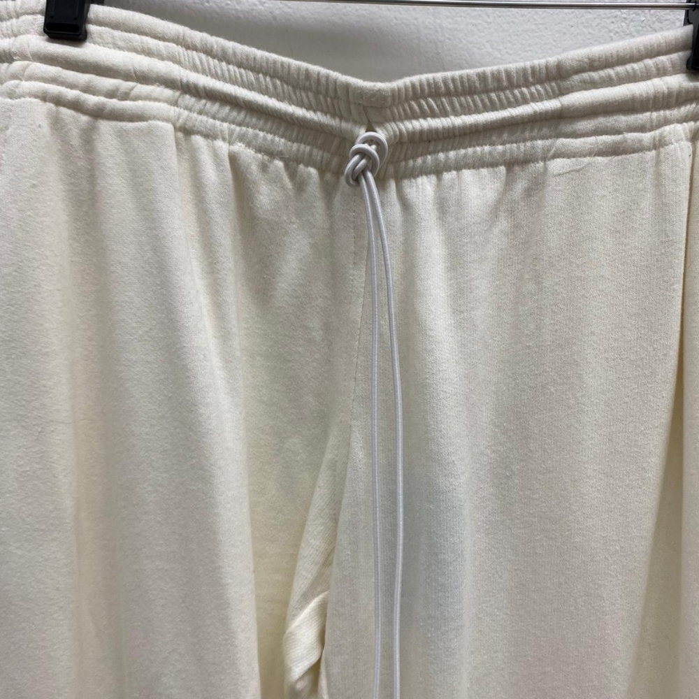 Sweatpants - Picture 9 of 10